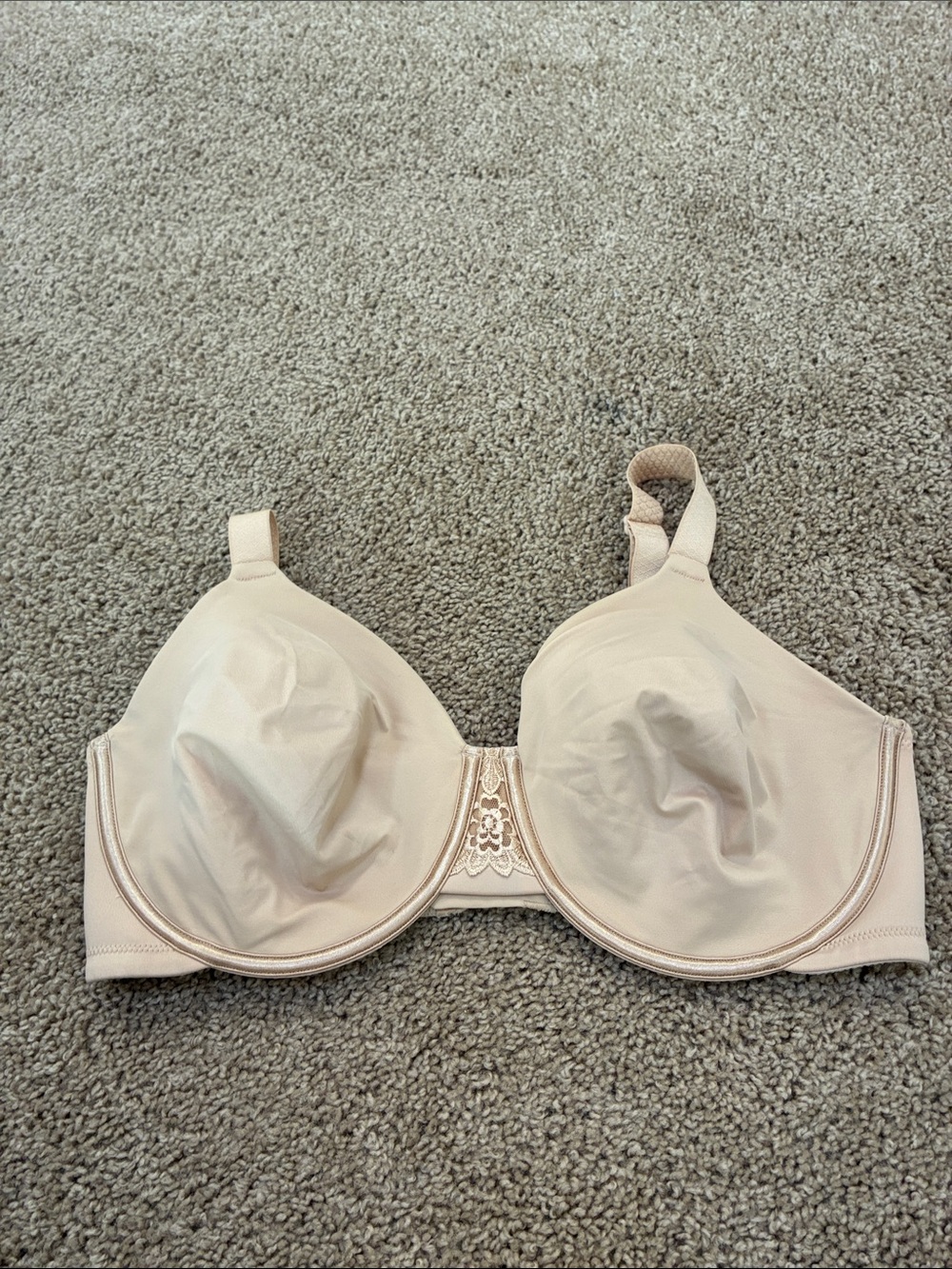 Vanity Fair Light Nude Full Coverage Underwire Bra Size 38DD